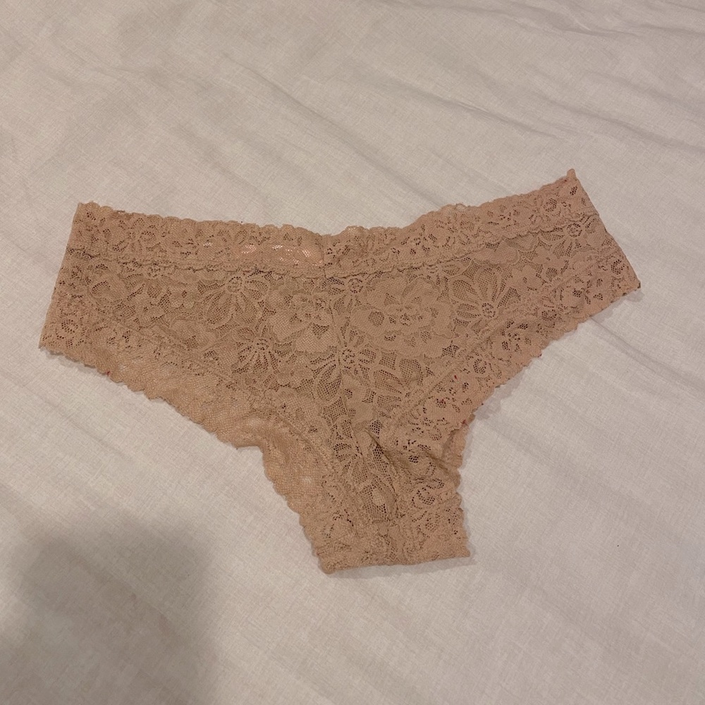 Victoria’s Secret Tan Panties Size Medium
